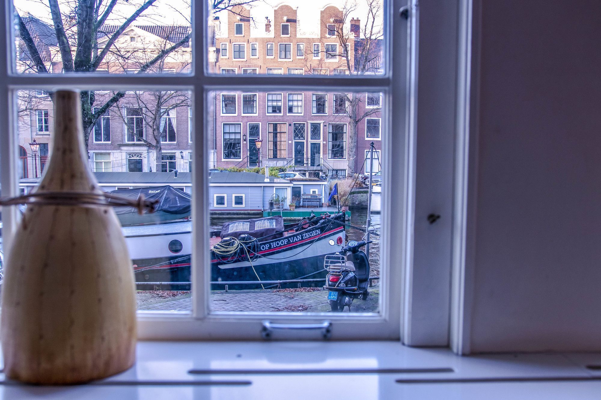 Apartment Canal Amsterdam